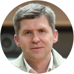 Qora paypoq kiygan yigitning eshakda sikishini onlayn tomosha qiling.